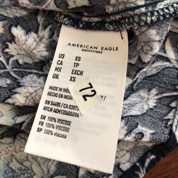 American Eagle Tie Crop Top - Picture 4 of 7